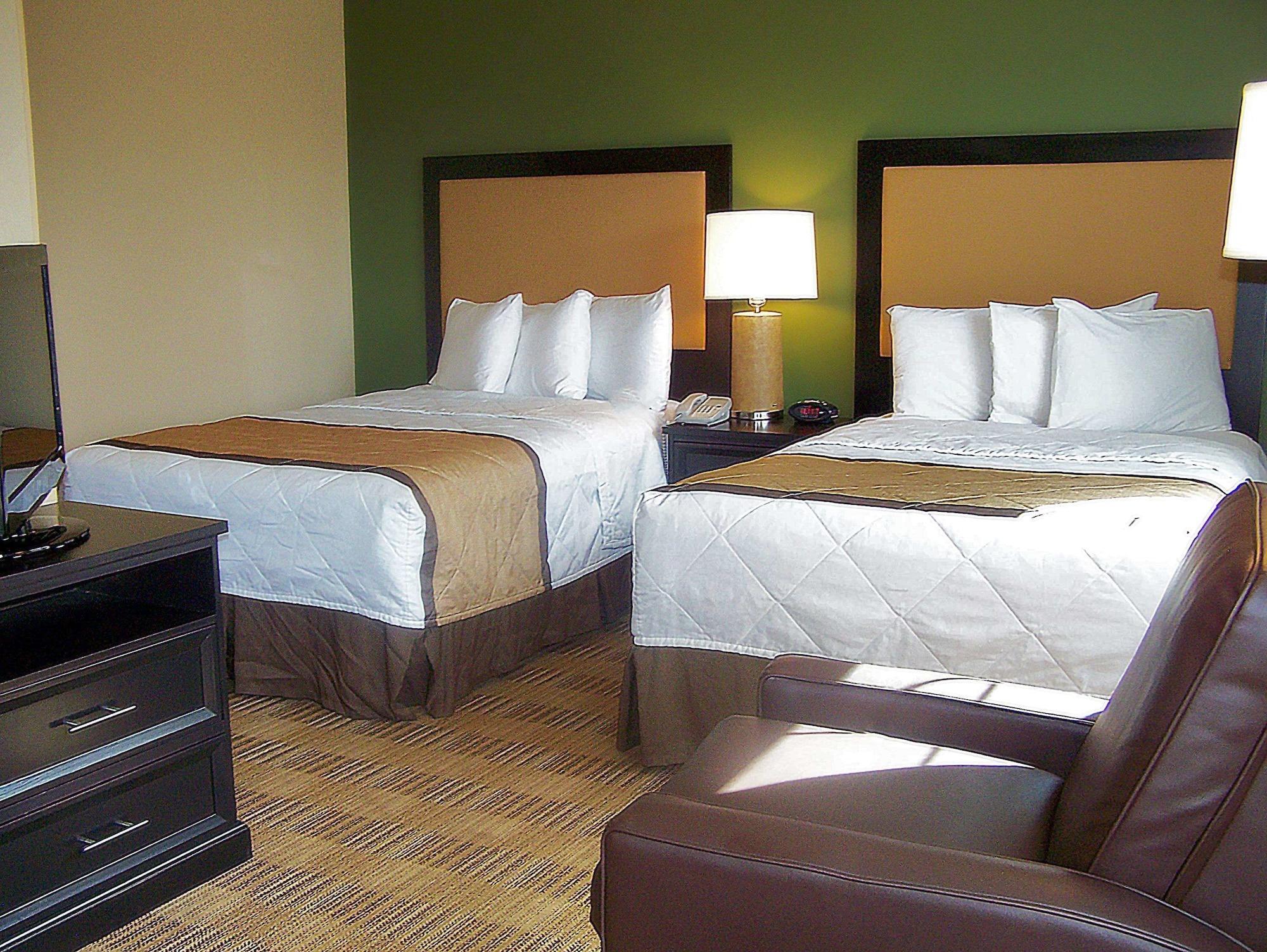 Sonesta Simply Suites Стаффорд Экстерьер фото