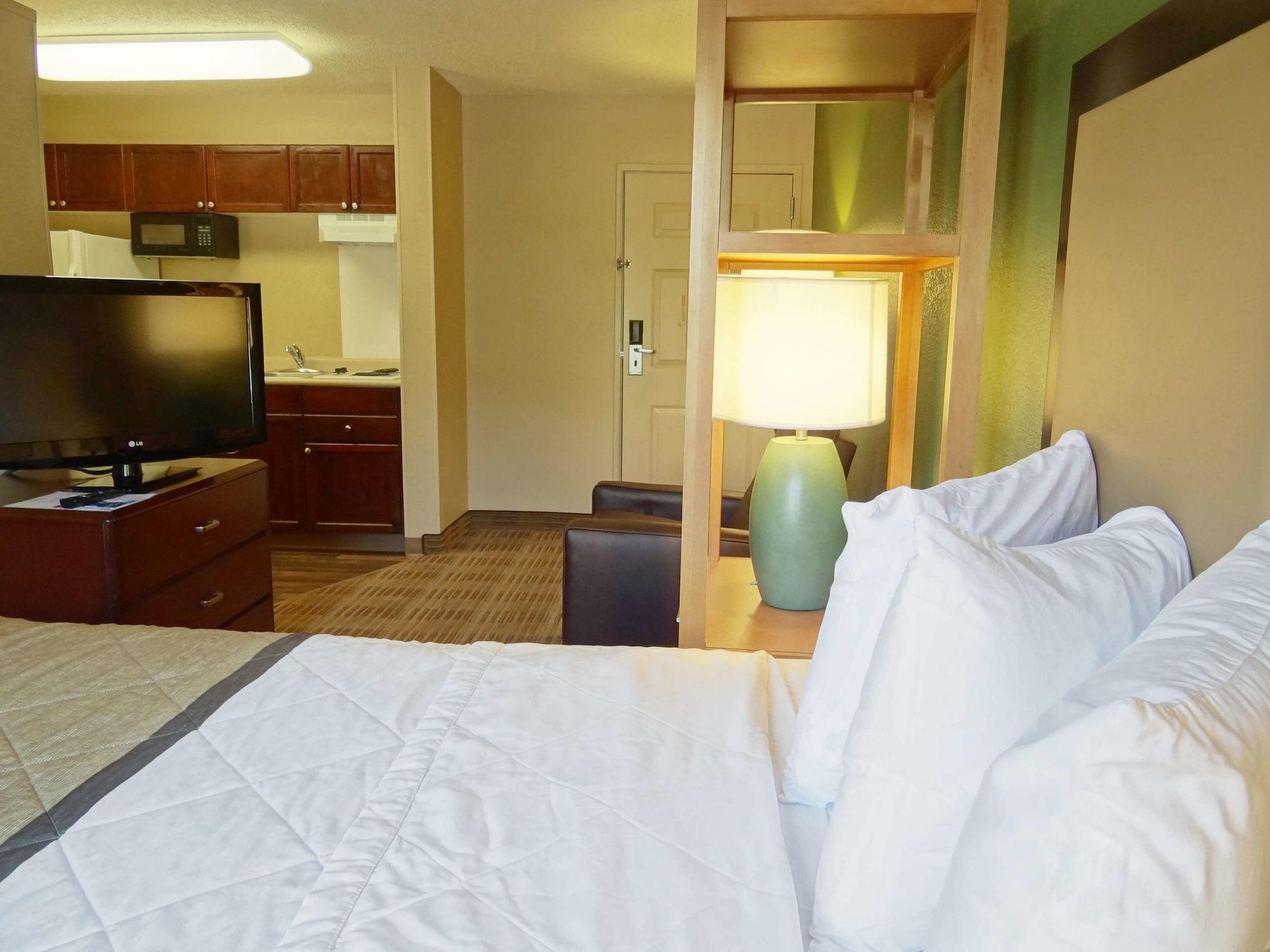 Sonesta Simply Suites Стаффорд Экстерьер фото
